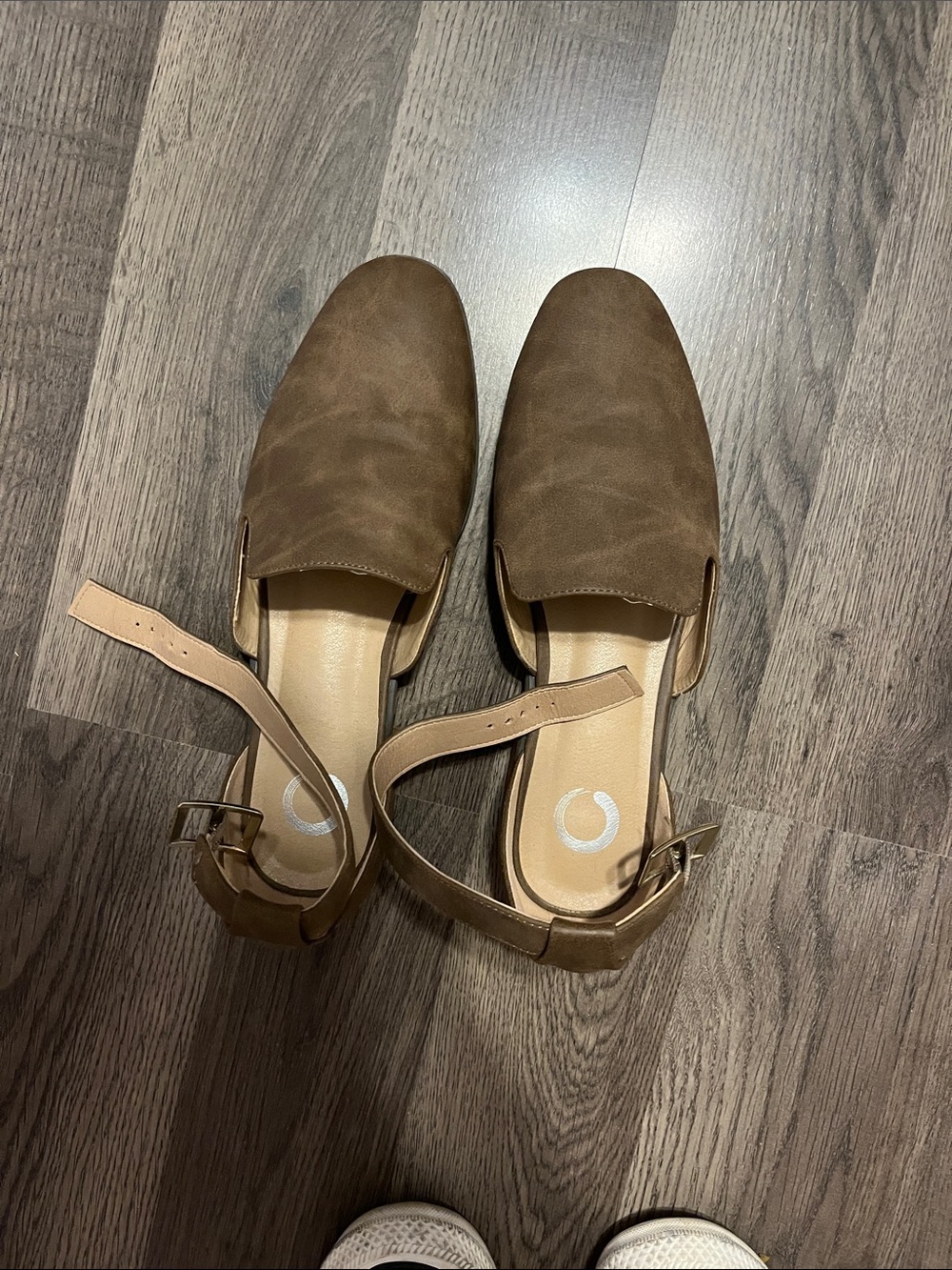 Chinese Laundry Tan Brown Slingback Flats